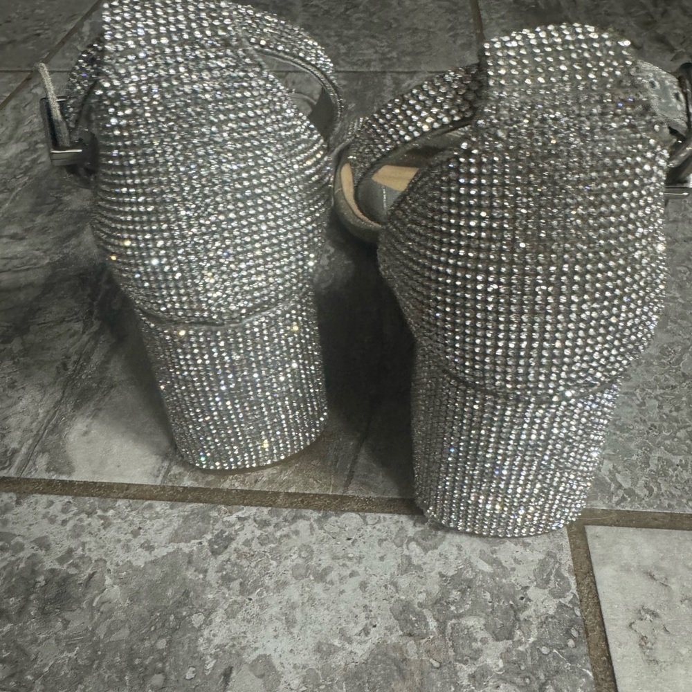 Dazzling Silver Rhinestone Heels - Picture 4 of 8